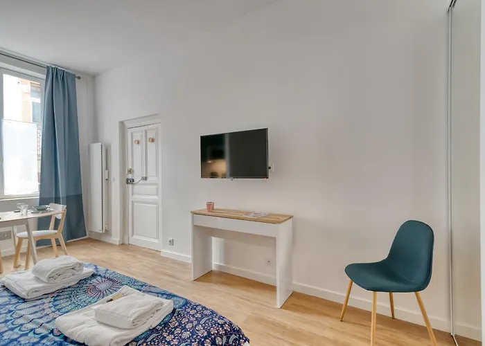 Sainte-catherine By Yume Tolosa